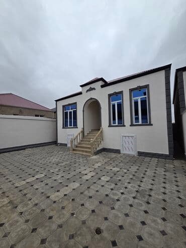 Məmmədli 4 otaqlı, 110 kv. m, Yeni təmirli