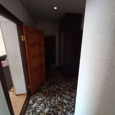 məhlə evi: Bakı, Bakıxanov qəs., 3 otaqlı, Köhnə tikili, 80 kv. m — 6