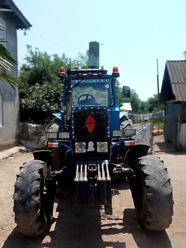 head up display: Belarus MTZ traktor - Model: Belarus MTZ (etiketlərdə “BELARUS MTZ” — 1