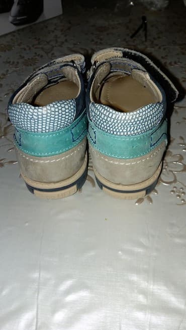 Bodi: 2.3 yasli usaq ucun ortopedik ayyaqabi.80 manata Maskvadan alinib.23 — 2