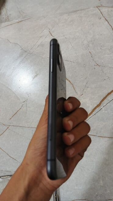 iphone en ucuz: IPhone 11, Qara, Simsiz şarj, Face ID — 3