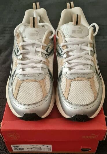 Puma Milenio Tech ağgümüşübejiviy rənglərin qarışığıdır