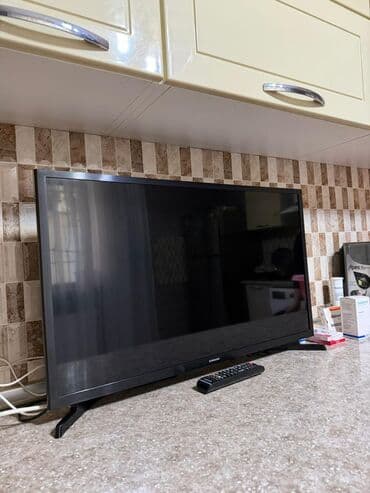 Samsung LED televizor - Ekran diaqonalı: təxminən 32–40 düym (kompakt