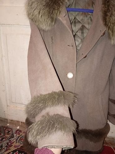 oryental geyimi: Qadın qış palto - Rəng: boz-qəhvəyi - Material: qalın, yumşaq parça; — 2