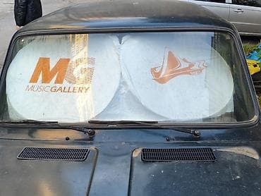 2106 salon: VAZ 2106 sedan - Kuzov: 4 qapılı, tünd rəng. - Salon: klassik VAZ — 3