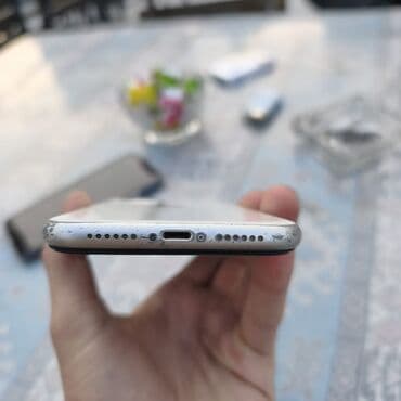 ıpone 11: IPhone 11, Ağ, Face ID — 4