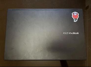 hdm: ASUS VivoBook noutbuku - Model: ASUS VivoBook (qara korpus) - Ekran — 2