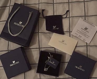 buji: Swarovski zərgərlik dəsti - Brend: Swarovski - Kateqoriya: Zərgərlik — 1