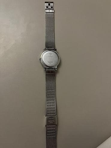 saat alan: Original GUESS qadın qol saatı satılır. Model: GW0534L1. Vəziyyəti — 2