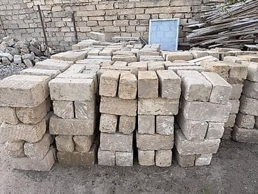 İşlənmiş daşlar 340 ədəddir qiyməti 20 qəpik Təbii daş bloklar –