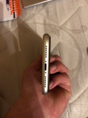 бу айфон 11: IPhone 11, Ağ, Face ID — 5