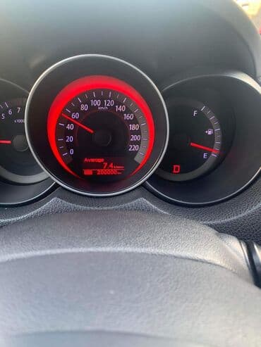 mersedes c 230: Kia Cerato: 1.6 l | 2011 il Sedan — 7