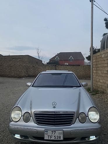 ravon 3: Mercedes-Benz E-Class: 3.2 l | 2001 il Sedan — 1