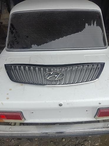 bmw e39 bufer: Hyundai loqolu arxa dekorativ barmaqlıq (reşotka) - Arxa qapaq üçün — 3