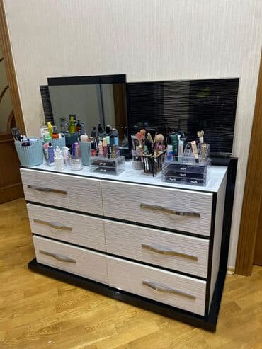 Салонная, медицинская мебель: Б/у, 2 двери Прямой шкаф, Гардеробный шкаф, Азербайджан — 2