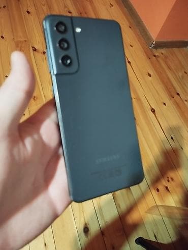 philips xenium x700: Samsung Galaxy S21 FE, 128 GB, rəng - Qara, Simsiz şarj — 2