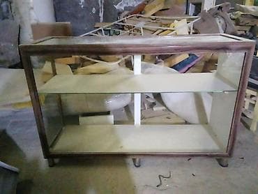 Soyuducu avadanlığı: Şüşə vitrin stend - Material: ön, yan və üst hissələri şüşə; karkas — 1