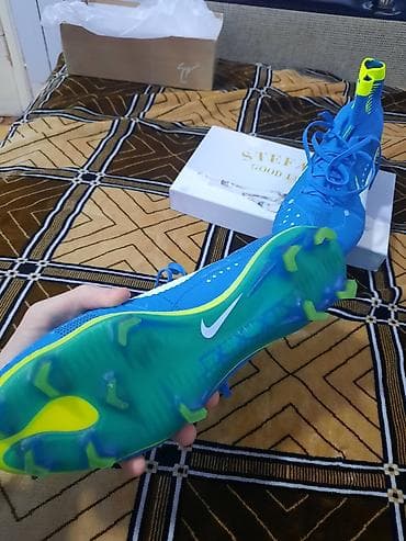 Butslar: Butslar Nike, Ölçü: 42, Yeni — 2