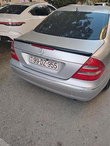 prius teker: Mercedes-Benz E-Class sedan (W211), gümüşü rəng. - Kuzov: 4 qapılı — 9