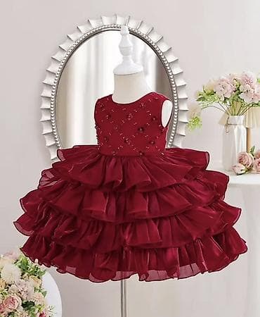 yay donu: 1-2 yaş . Yeni kimi 1 defe geyinilib b Uşaq üçün mərasim paltarı – — 1