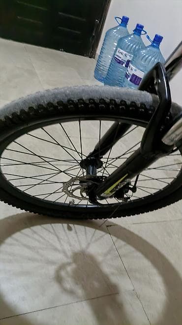 velosiped kameri: Dağ velosipedi – 24” təkərli, alüminium gövdə Xüsusiyyətlər: - — 2