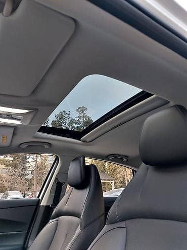 masin satilir: Elektrik sedan – ağ rəng, modern dizayn və tam LED işıqlar. Əsas — 4