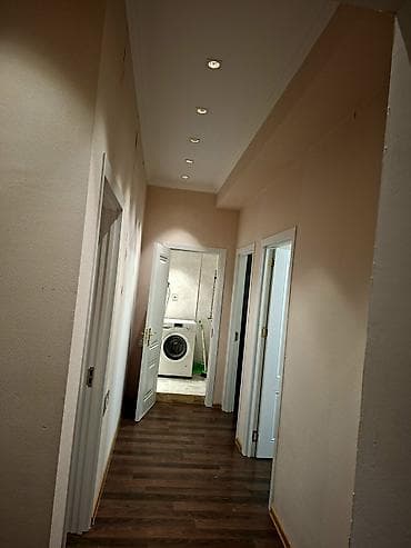 Mənzilin təsviri - Plan: 1 yataq otağı, qonaq otağı, mətbəx və — 7