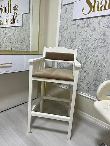 makyaj kreslosu: Makiyaj kreslosu 90azn. Az istifade olunub unvan bayil *Tehi E — 1