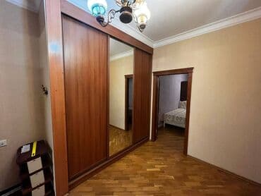 sumqayit bina evi: TAM EWYALI. Bina merkezi istilik sistemidir. Binada park, lift, Araz — 14