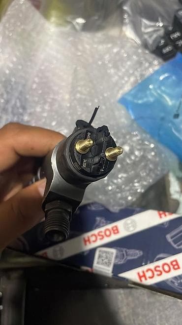 Автозапчасти: Məhsul: BOSCH Common Rail Dizel Enjektoru Model/Part nömrəsi: - 0 445 — 2