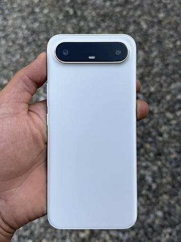 ıphone 14 pro max: Ağıllı telefon – ağ rəng Xüsusiyyətlər: - Tam ekranlı ön panel, nazik — 2