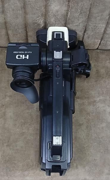 14 pro black: Sony HXR-MC2500 peşəkar videokamera Xüsusiyyətlər: - Çəkiliş: Full HD — 4