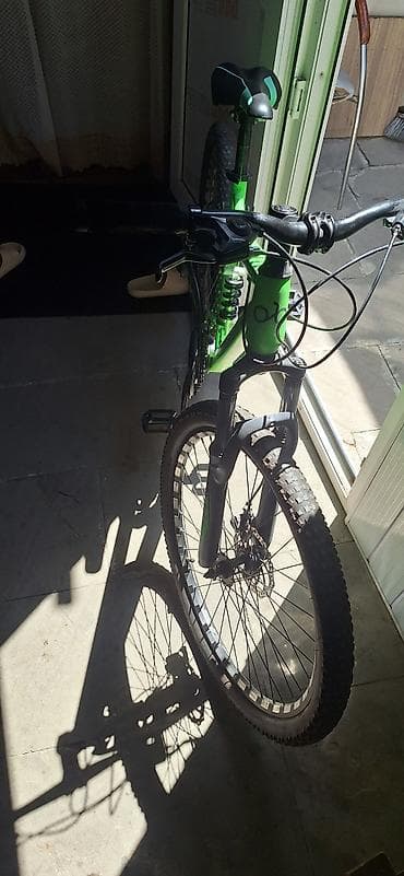 kirayə velosiped: Dağ velosipedi – yaşıl rəngli, alüminium gövdə - Ön amortizator və — 2