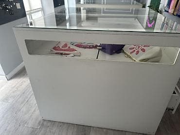 Kassa stolları: Mağaza vitrini və kassalı iş stolu – şüşə üstlü, çoxçekmecəli - Ağ — 2