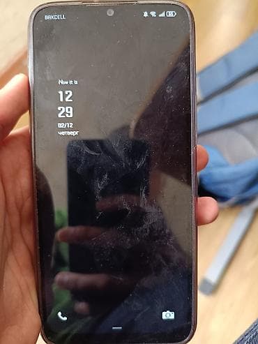 htc one max: Smartfon – arxa tərəfində ikiqat kamera modulu və “AI Camera, 4.95P — 3