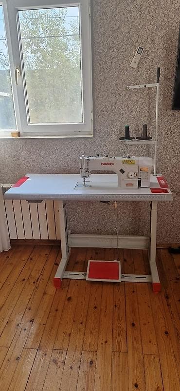 ucuz printer satilir: YAMATA EP8200L sənaye tikiş maşını – masa və pedal komplekti ilə masin — 1