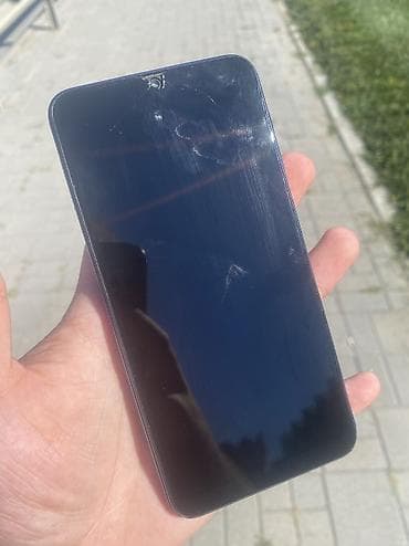 Samsung Galaxy A10, 32 GB, Face ID — 1