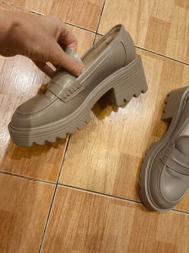 parça mokasinlər: Ölçü: 37, rəng - Bej, İşlənmiş — 1