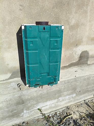 Краны водонагреватели: IZMIR 24L qazla işləyən su qızdırıcısı:yaxşı vəziyyətdədir az işlənib — 1