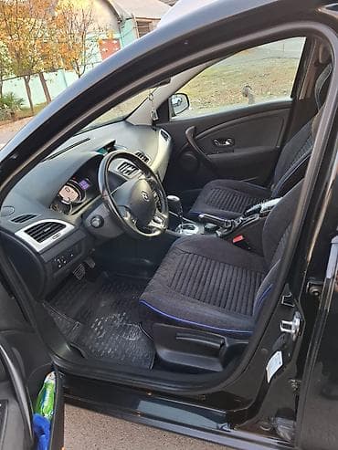 ford transit v184: Renault Megane: 1.5 l | 2013 il 221000 km Universal — 4