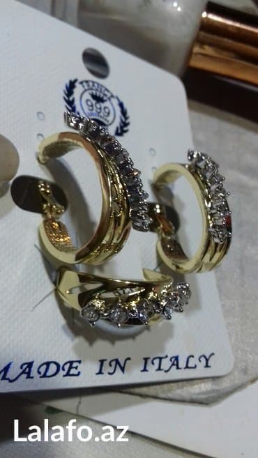 Komplekt təzədi. Bijuteriya lalafo.az -da Komplekt təzədi. Bijuteriya