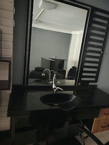 berber guzgu: Salon üçün tam dəst mebel və avadanlıq - İki postlu iş stansı: qara — 3