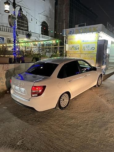 VAZ (LADA): Salam maşın bez krasqadı 22 ay bangı qalıb 588 manat — 3