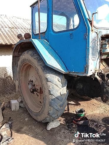 turistik qosqu: YMZ - Marka/model: YMZ - Yanacaq: Dize - Təkər formula: 4x2, ön dar — 5