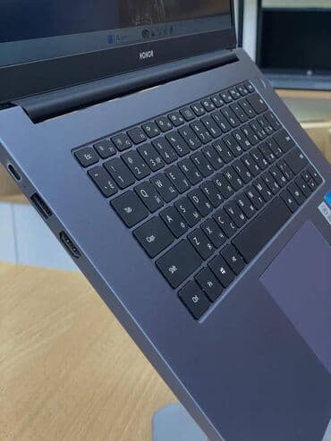 ucuz nodbuk: Intel Core i5, 15.6 " — 2