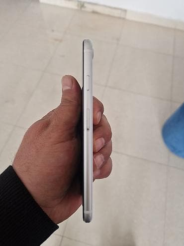 Məişət texnikası: IPhone SE 2020, Ağ, Barmaq izi — 2