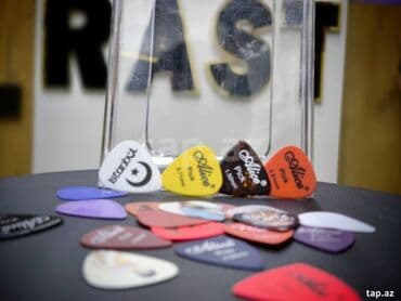 Gitara mizrabı "Fender" gitara mediatr pena gitara mizrabi Fender lalafo.az -da Gitara mizrabı "Fender" gitara mediatr pena gitara mizrabi Fender