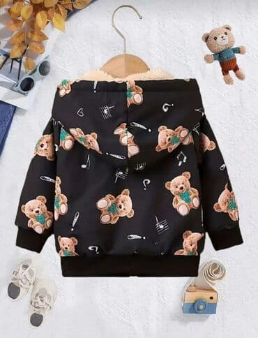 детская пижама комбинезон: Qara rəngli uşaq gödəkçəsi. Bu gödəkçə ayıcıq naxışlıdır və notlar — 5