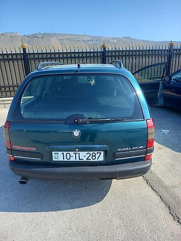 mercedes 160 a: Opel Omega: 2 l | 1997 il 400000 km Universal — 2
