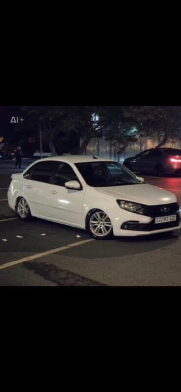 vaz 2103: Barter de var Lada Granta modelinin bu ağ rəngli sedanı dörd qapıya və — 1